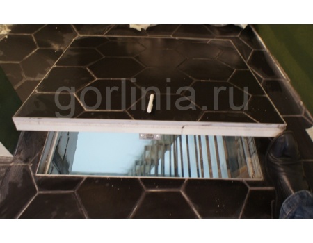 Напольный люк АМО 1400пх700